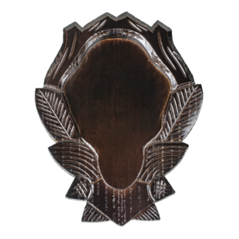 Carved shield for trophy chamois